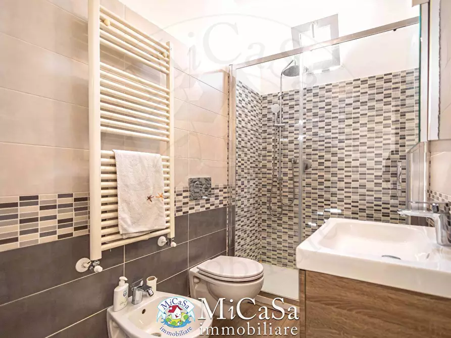 Immagine 13 di Villetta a schiera in vendita  in viale del tirreno 82 a Pisa