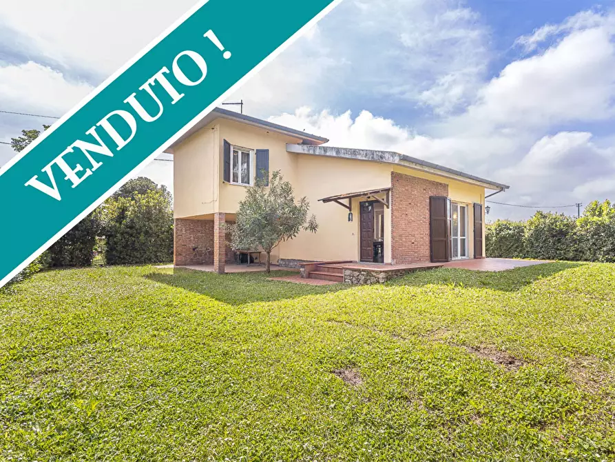 Immagine 1 di Villa in vendita  in Via Aurelia Sud 11a a Pisa