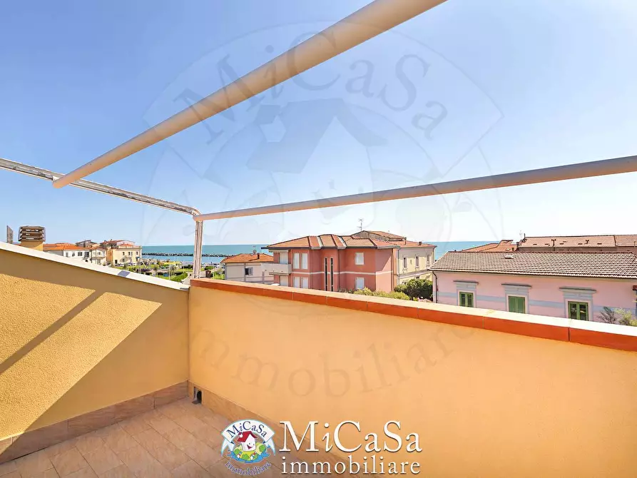 Immagine 2 di Attico in vendita  in Via Pietro Moriconi 83 a Pisa