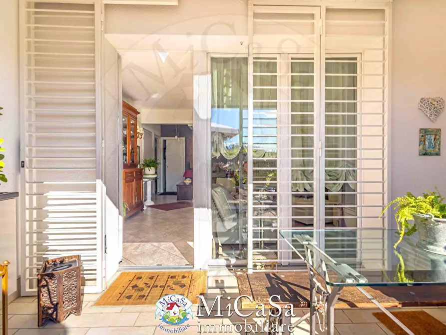 Immagine 22 di Appartamento in vendita  in Via Delle Mimose 1 a Pisa