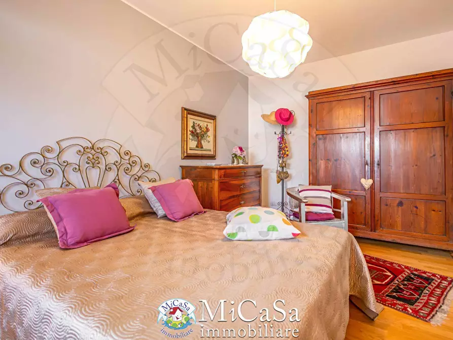 Immagine 12 di Appartamento in vendita  in Via Delle Mimose 1 a Pisa