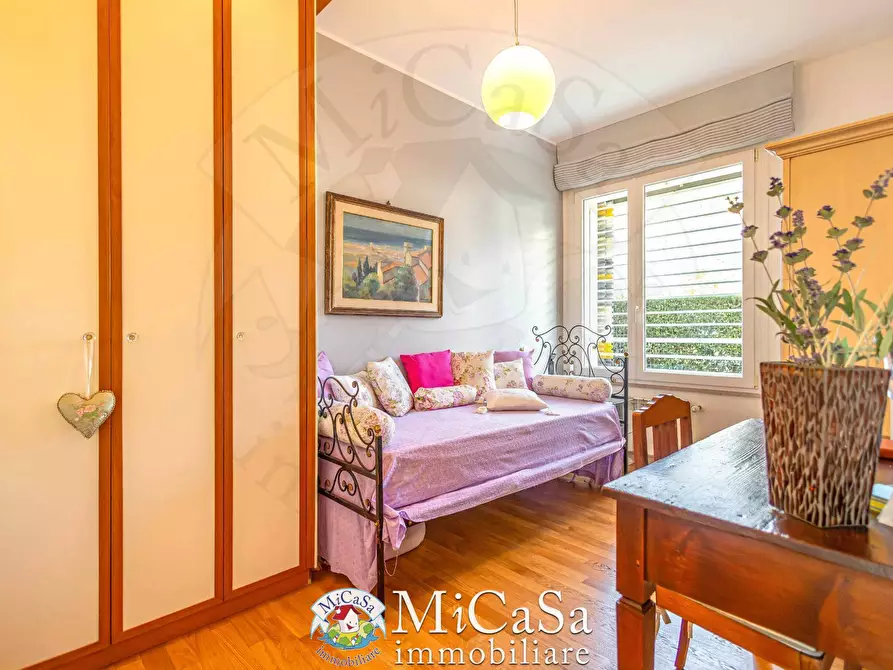 Immagine 14 di Appartamento in vendita  in Via Delle Mimose 1 a Pisa