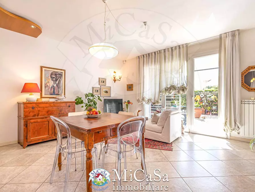 Immagine 9 di Appartamento in vendita  in Via Delle Mimose 1 a Pisa