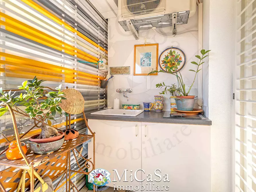 Immagine 25 di Appartamento in vendita  in Via Delle Mimose 1 a Pisa