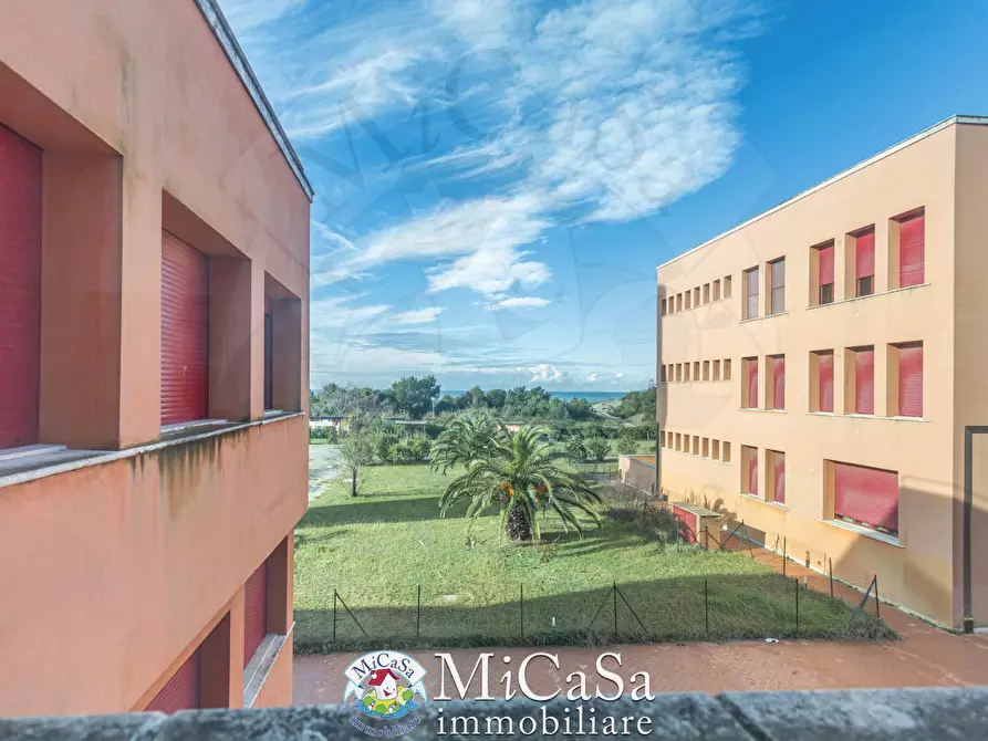 Immagine 19 di Appartamento in vendita  in viale del tirreno 80 a Pisa