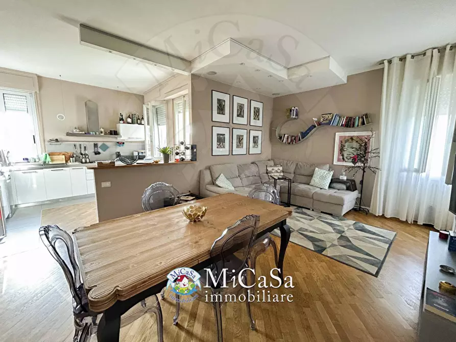 Immagine 3 di Appartamento in vendita  in via ortensie 8 a Pisa