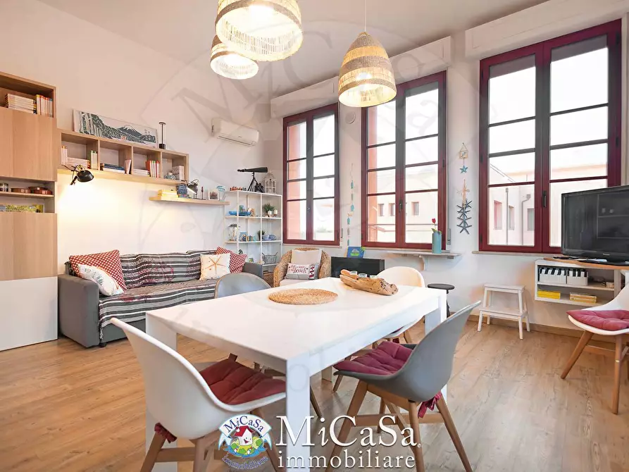 Immagine 10 di Appartamento in vendita  in via del tirreno 82 a Pisa