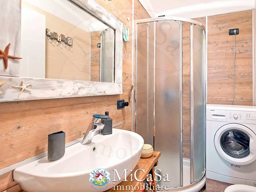 Immagine 19 di Appartamento in vendita  in via del tirreno 82 a Pisa