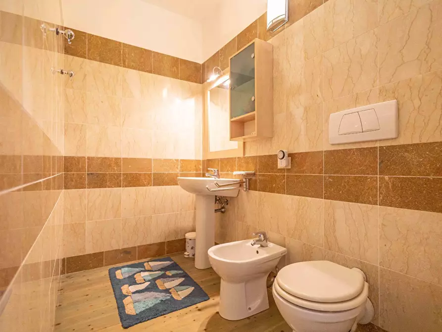 Immagine 12 di Appartamento in vendita  in Viale Del Tirreno 74/E a Pisa