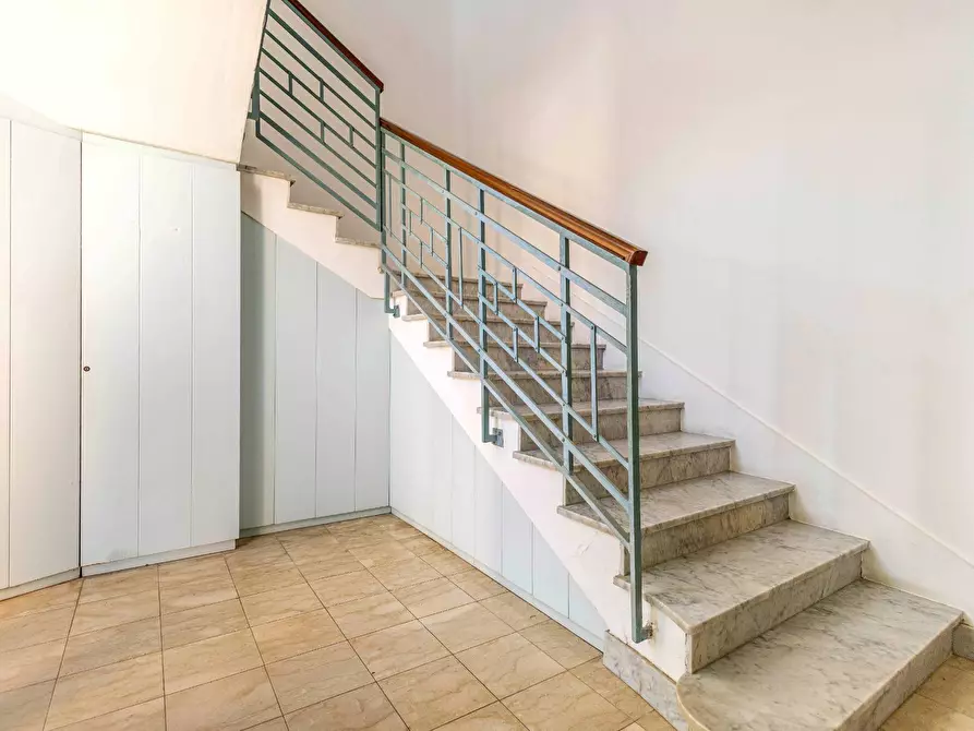 Immagine 22 di Appartamento in vendita  in Viale Del Tirreno 74/E a Pisa