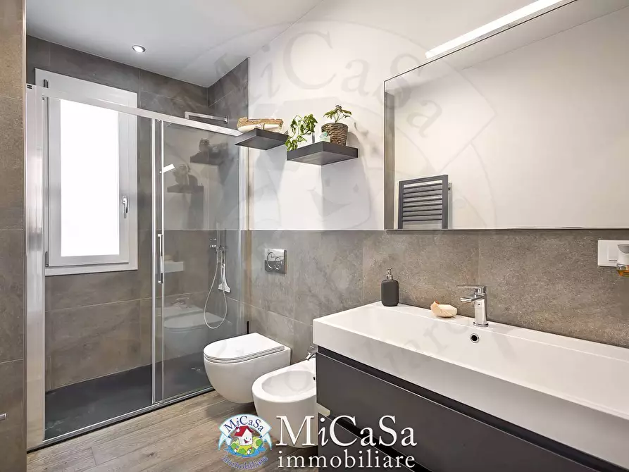 Immagine 8 di Appartamento in vendita  in Via Enrico Diacono 29 a Pisa