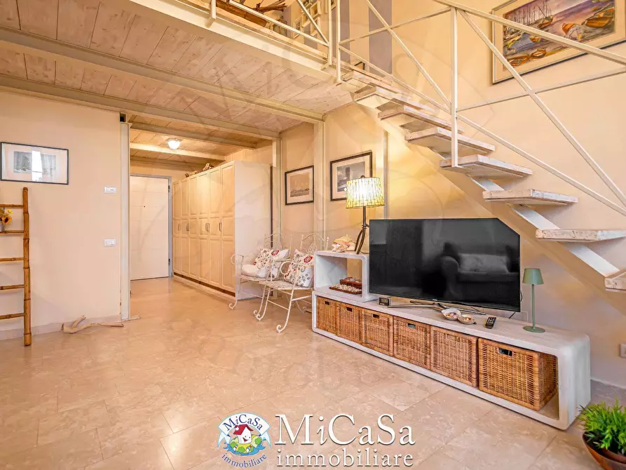 Immagine 8 di Appartamento in vendita  in via del tirreno 76 a Pisa