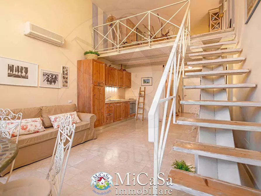 Immagine 10 di Appartamento in vendita  in via del tirreno 76 a Pisa