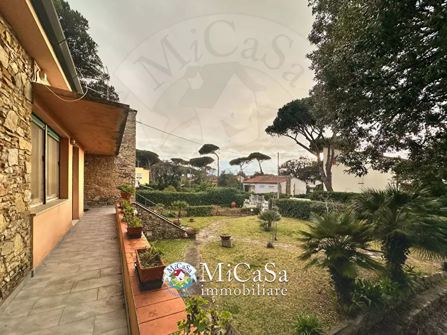 Immagine 6 di Villa in vendita  in Via Pisorno 14 a Pisa