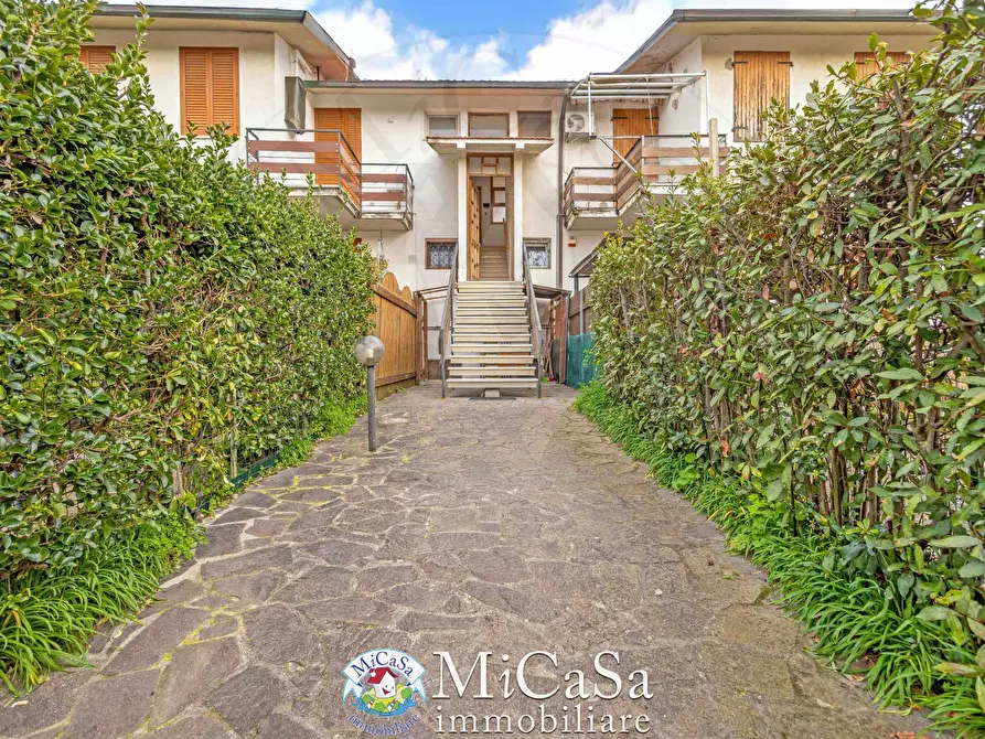 Immagine 18 di Appartamento in vendita  in Via Del Tirreno 85 a Pisa