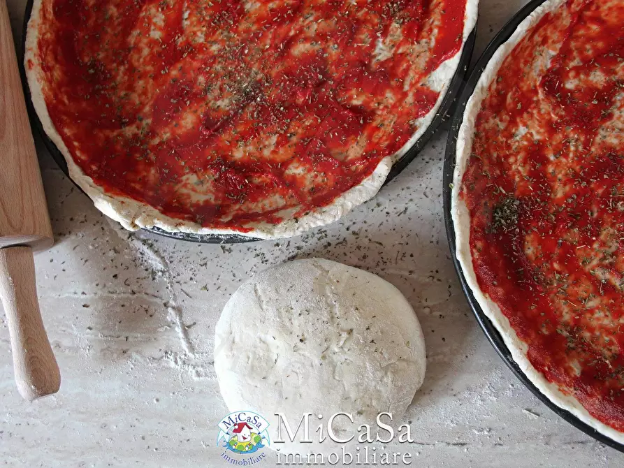 Immagine 9 di Attività commerciale in vendita  in Viale Del Tirreno 10 a Pisa