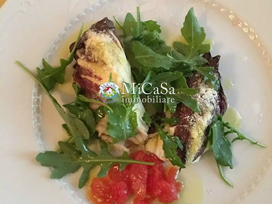 Immagine 13 di Attività commerciale in vendita  in Viale Del Tirreno 10 a Pisa