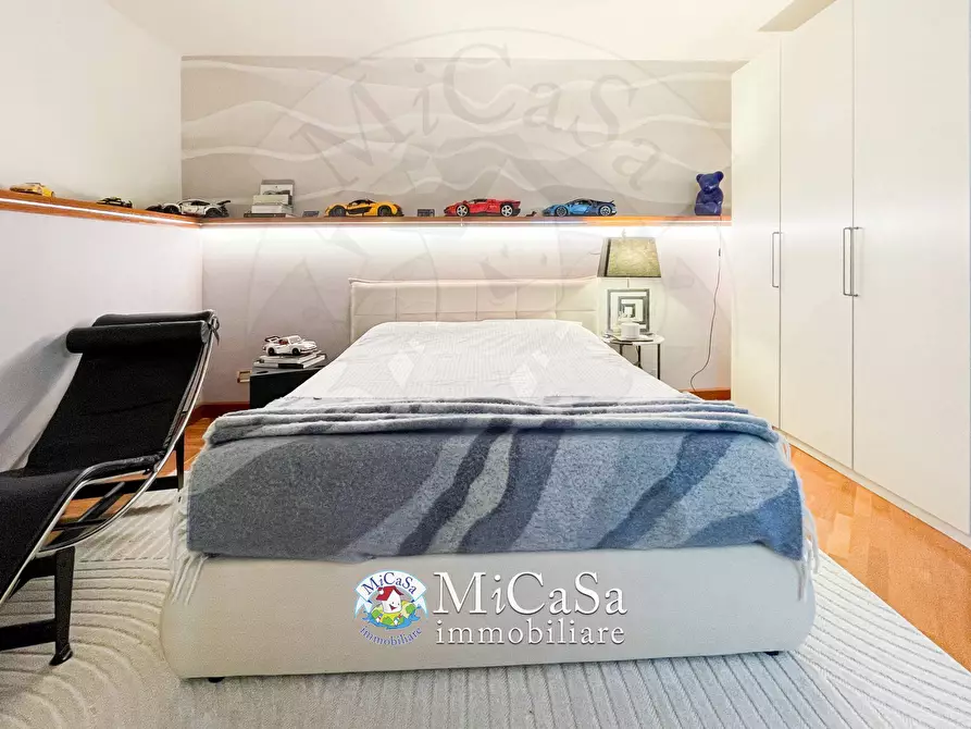 Immagine 41 di Villa in vendita  in Strada Statale dell'Abetone e del Brennero 86 a San Giuliano Terme