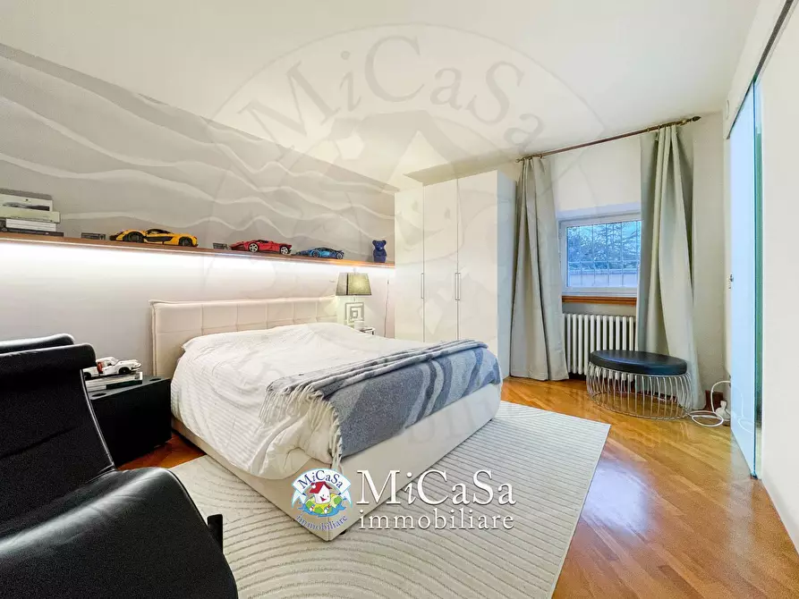 Immagine 39 di Villa in vendita  in Strada Statale dell'Abetone e del Brennero 86 a San Giuliano Terme