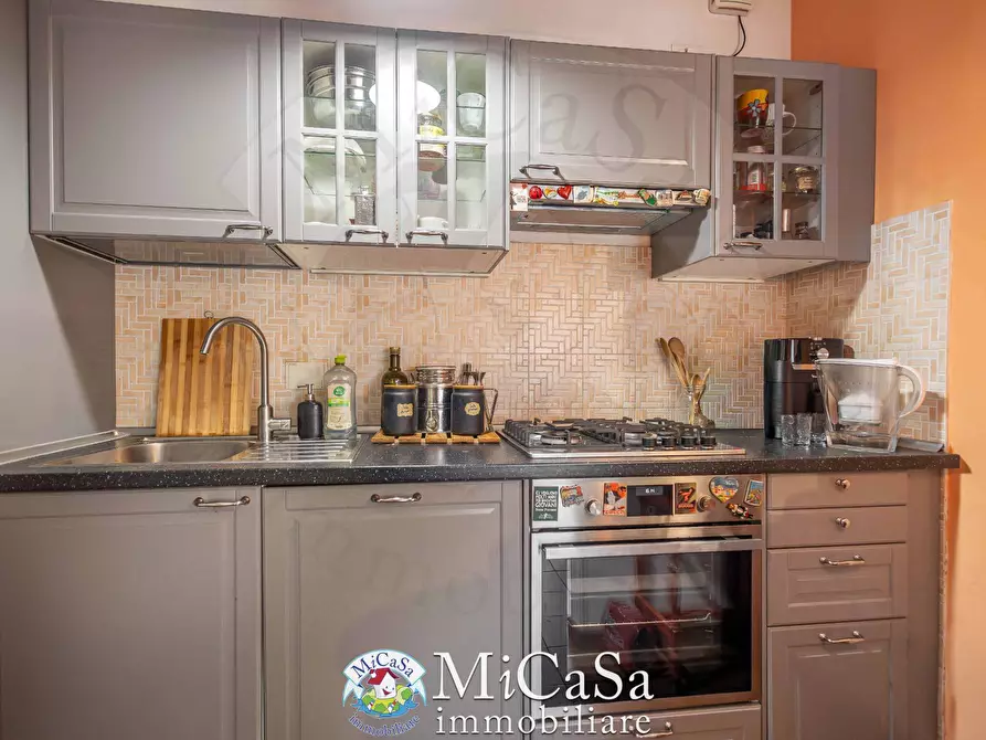 Immagine 8 di Appartamento in vendita  in Via Luigi Pera 10 a Pisa