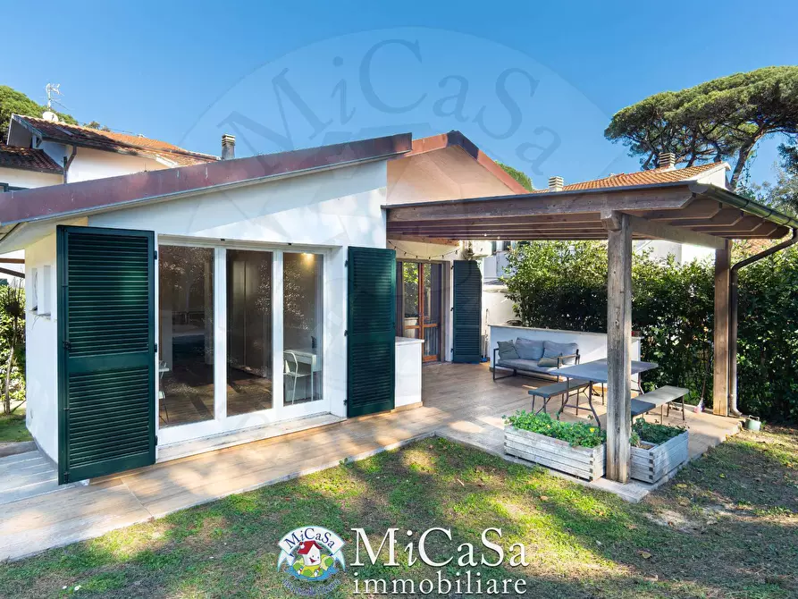 Immagine 1 di Casa semindipendente in vendita  in Via Delle Abetelle 55 a Pisa