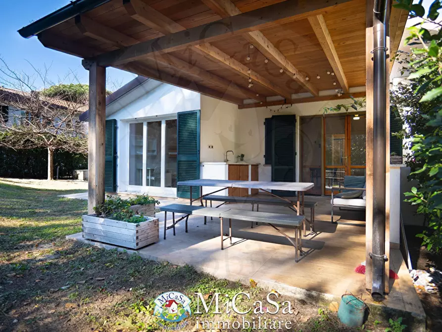 Immagine 2 di Casa semindipendente in vendita  in Via Delle Abetelle 55 a Pisa