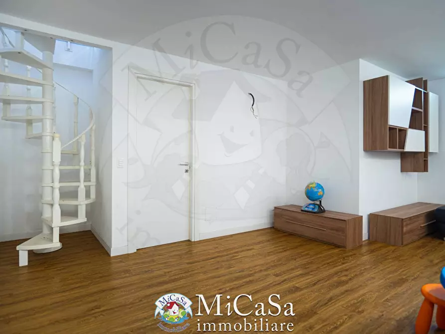 Immagine 21 di Casa semindipendente in vendita  in Via Delle Abetelle 55 a Pisa