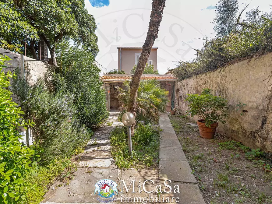 Immagine 10 di Villetta a schiera in vendita  in Via Padre Agostino Da Montefeltro 45 a Pisa