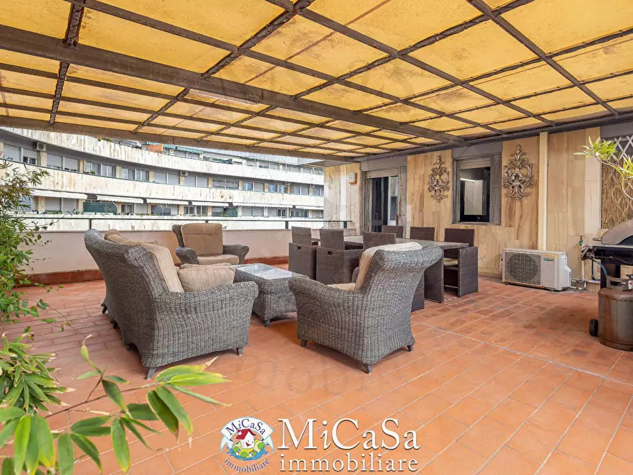 Immagine 16 di Appartamento in vendita  in Piazza Belvedere 8 a Pisa