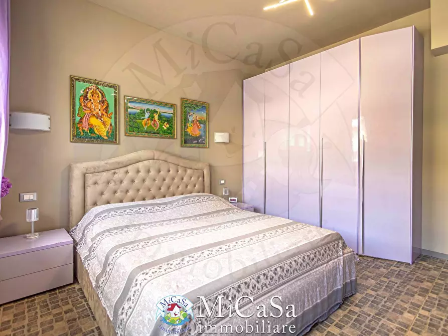 Immagine 13 di Appartamento in vendita  in Piazza Belvedere 8 a Pisa