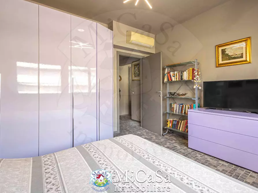 Immagine 11 di Appartamento in vendita  in Piazza Belvedere 8 a Pisa