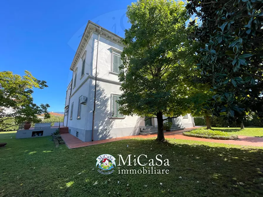 Immagine 10 di Villa in vendita  in Via Fiorentina 595 a Pisa
