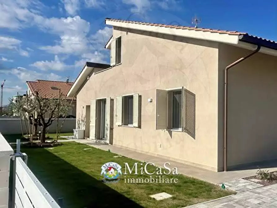 Immagine 5 di Casa semindipendente in vendita  in Via Guido da Maiano a San Giuliano Terme
