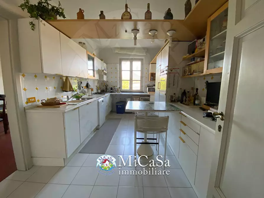 Immagine 20 di Villa in vendita  in Via Fiorentina 595 a Pisa