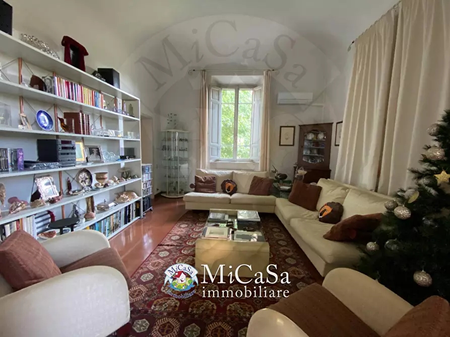 Immagine 26 di Villa in vendita  in Via Fiorentina 595 a Pisa