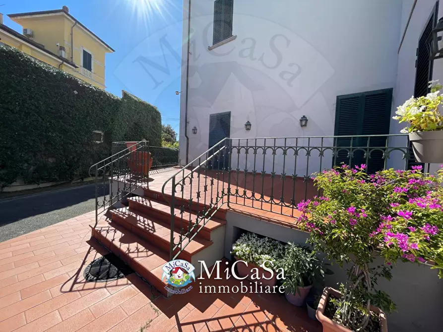Immagine 3 di Casa semindipendente in vendita  in Via Fiorentina 595 a Pisa