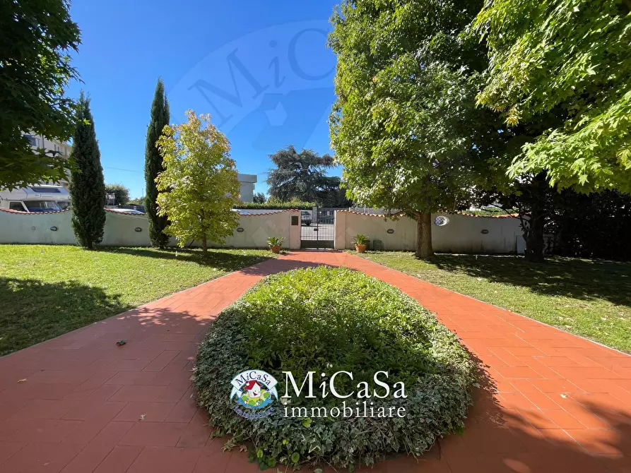 Immagine 10 di Casa semindipendente in vendita  in Via Fiorentina 595 a Pisa