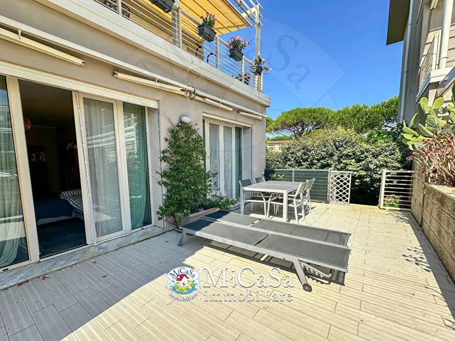 Immagine 31 di Appartamento in vendita  in viale del tirreno 369 a Pisa