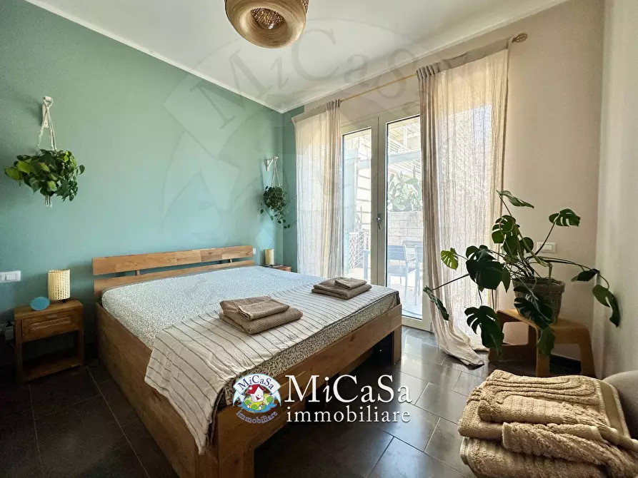 Immagine 17 di Appartamento in vendita  in viale del tirreno 369 a Pisa