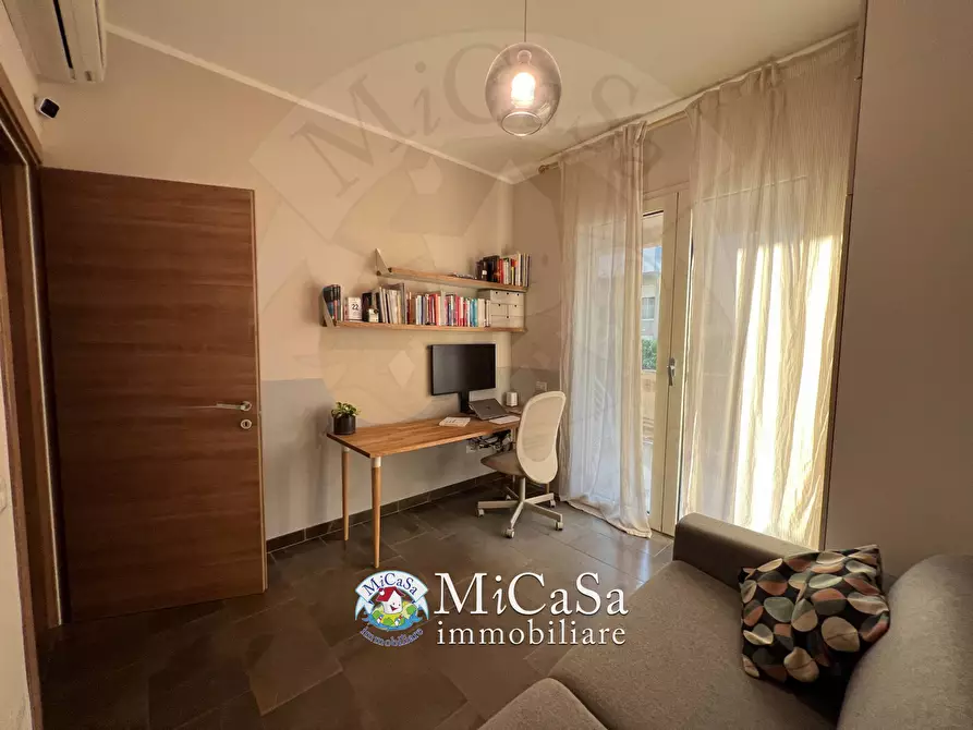 Immagine 22 di Appartamento in vendita  in viale del tirreno 369 a Pisa