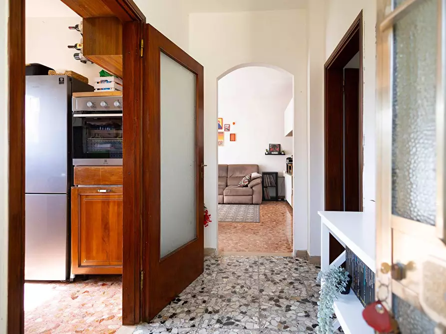 Immagine 3 di Appartamento in vendita  in Via Delle Agavi 68 a Pisa
