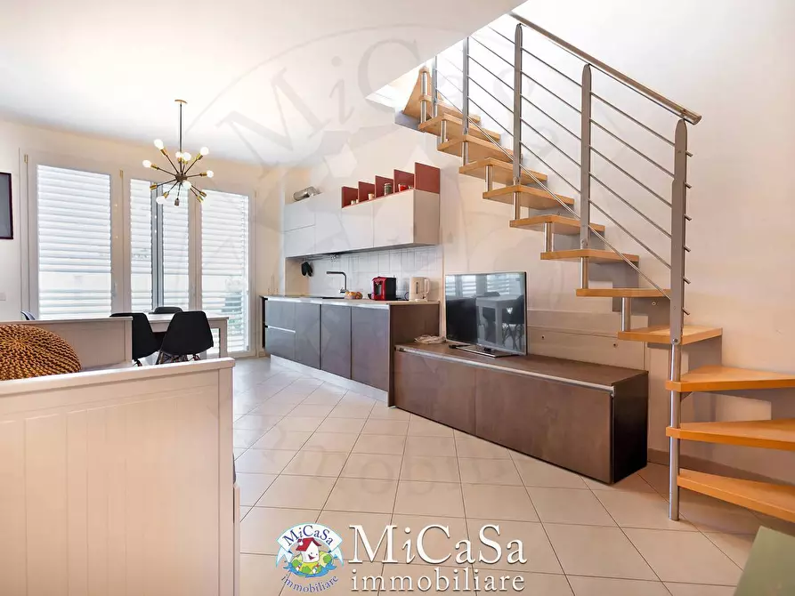 Immagine 6 di Appartamento in affitto  in Viale Del Tirreno 369 a Pisa