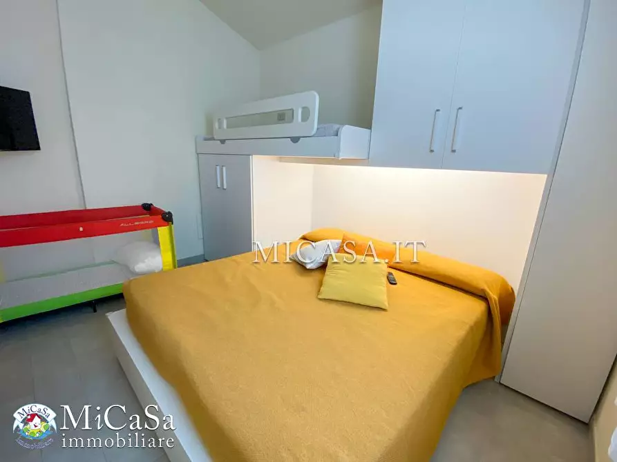 Immagine 13 di Appartamento in vendita  in via Litoranea 5 a Pisa