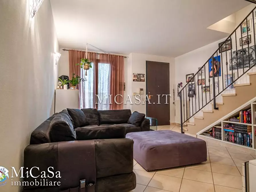 Immagine 7 di Villetta a schiera in vendita  in Via Dei Salici 5 a Pisa