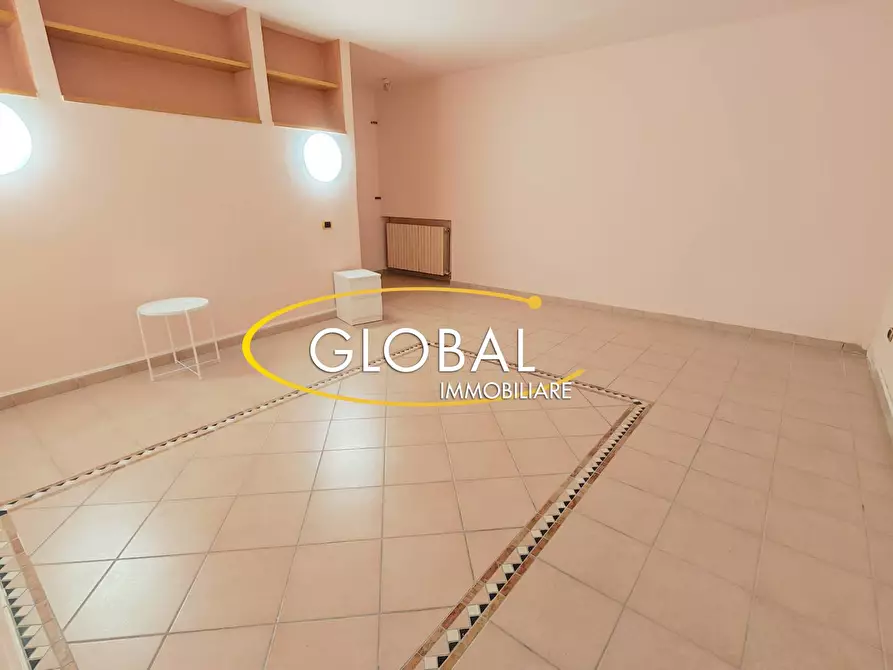 Immagine 29 di Villa in vendita  a Ancona