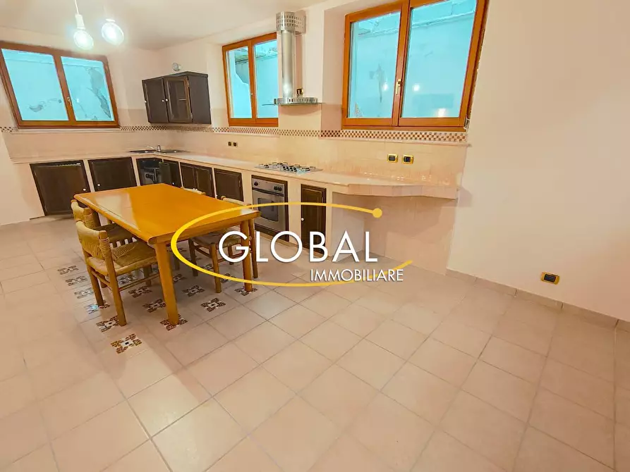 Immagine 36 di Villa in vendita  a Ancona