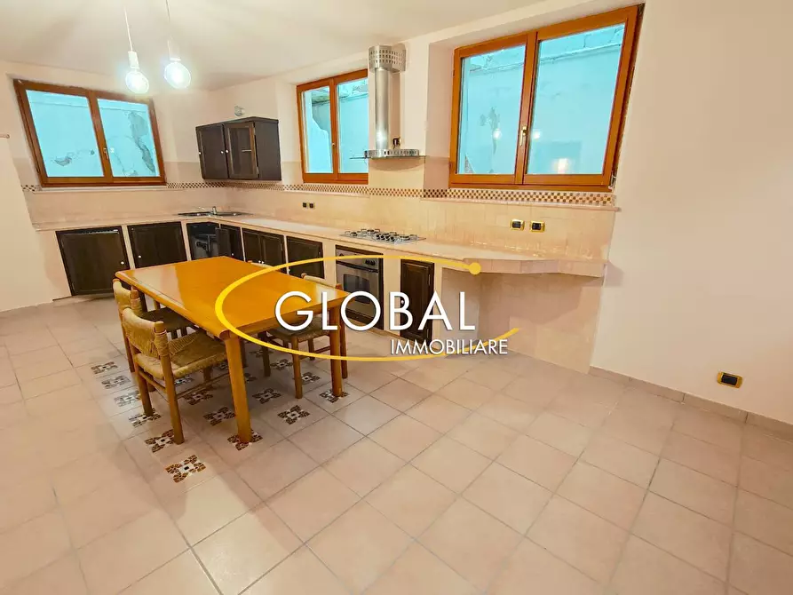 Immagine 38 di Villa in vendita  a Ancona