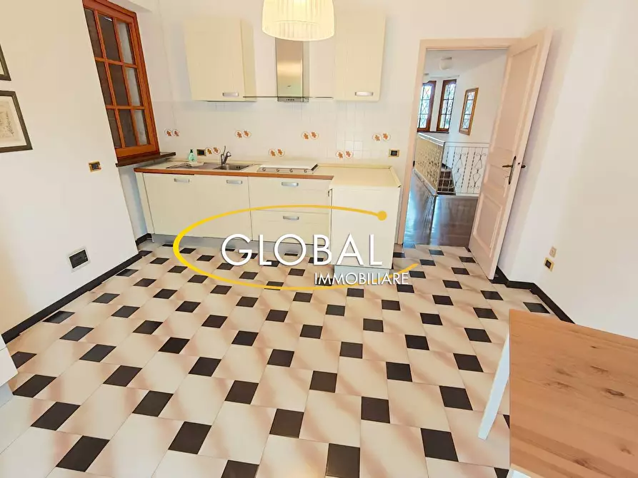 Immagine 42 di Villa in vendita  a Ancona