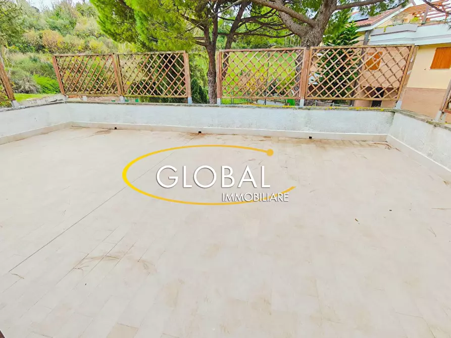 Immagine 15 di Villa in vendita  a Ancona