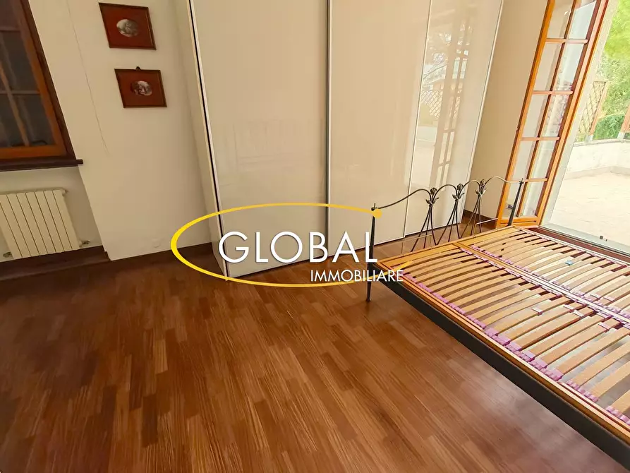 Immagine 46 di Villa in vendita  a Ancona